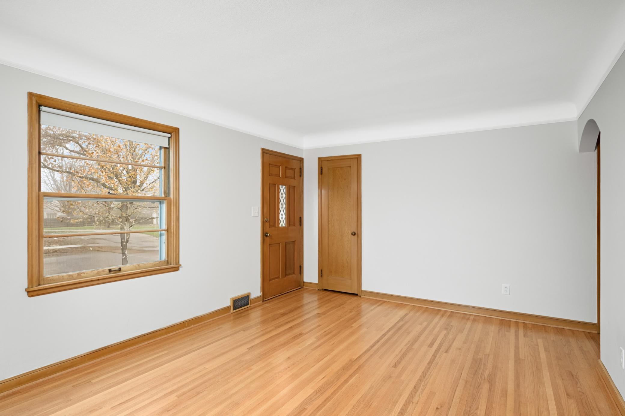 5753 Newton Avenue S