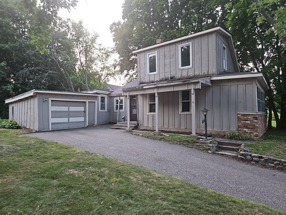 Photo of 1069 Seminole Avenue, West Saint Paul, MN 55118 (MLS # 7127075)