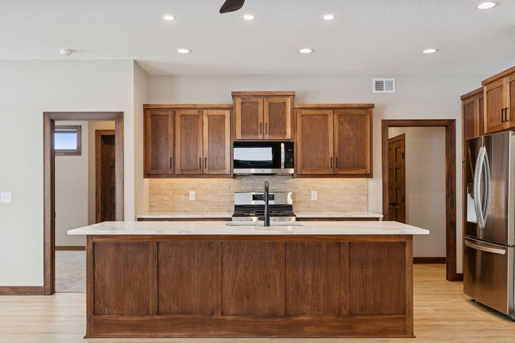 Photo of 619 7th Avenue NE, Isanti, MN 55040 (MLS # 7006238)