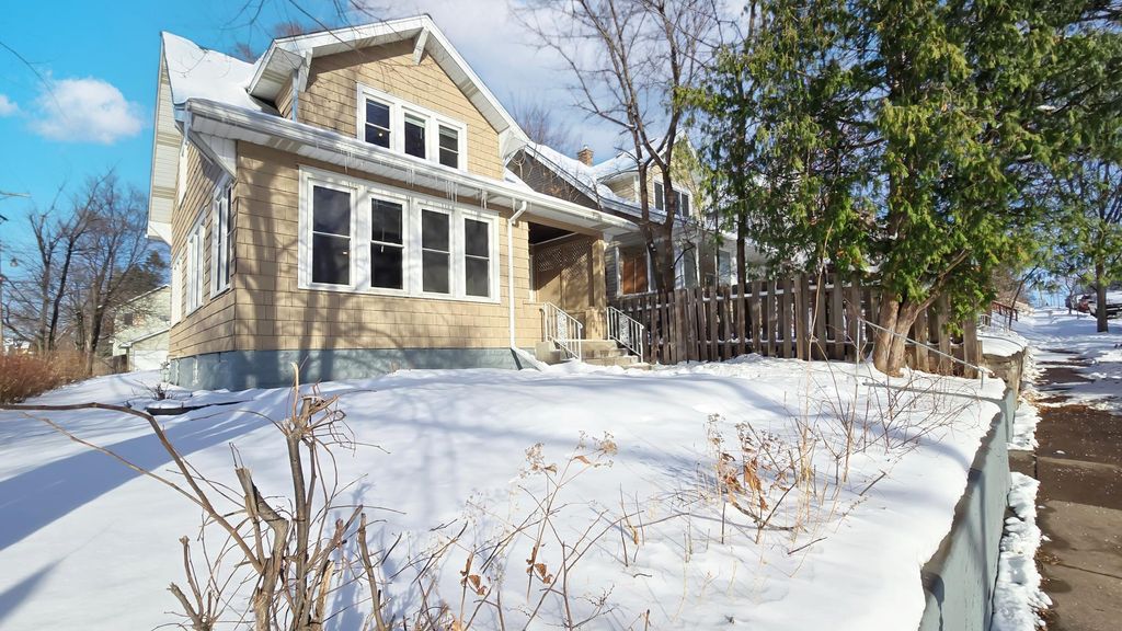 Photo of 701 Jenks Avenue, Saint Paul, MN 55106 (MLS # 6826712)