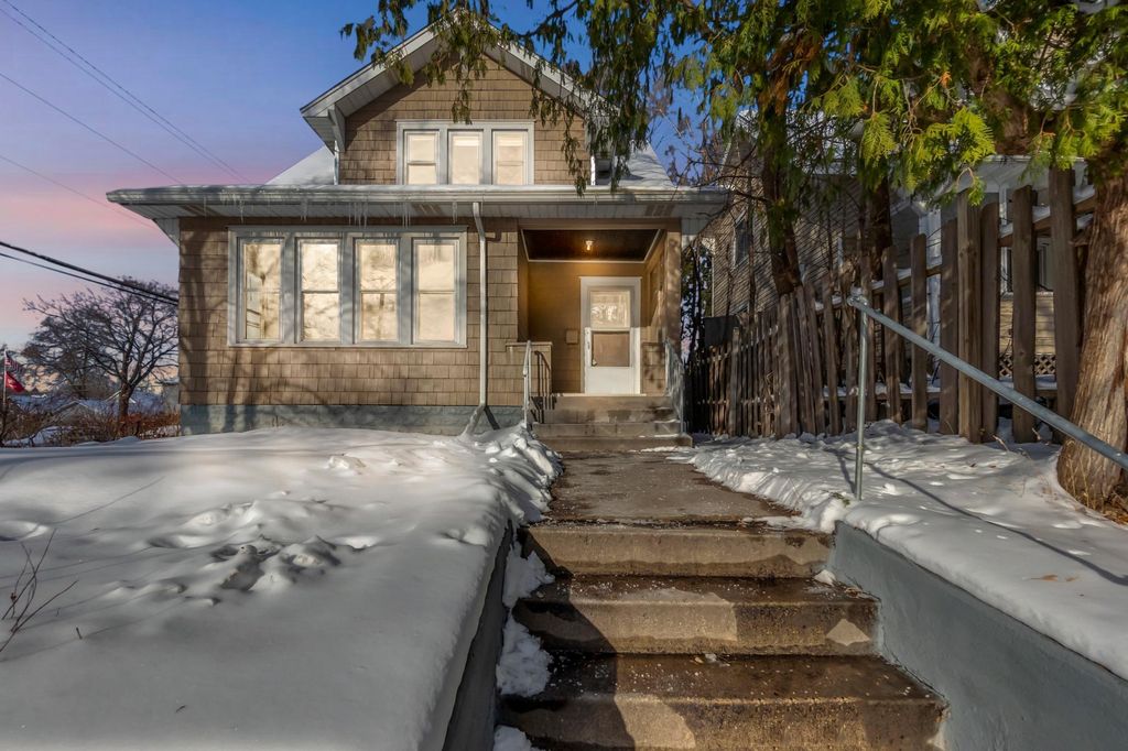 Photo of 701 Jenks Avenue, Saint Paul, MN 55106 (MLS # 6826712)