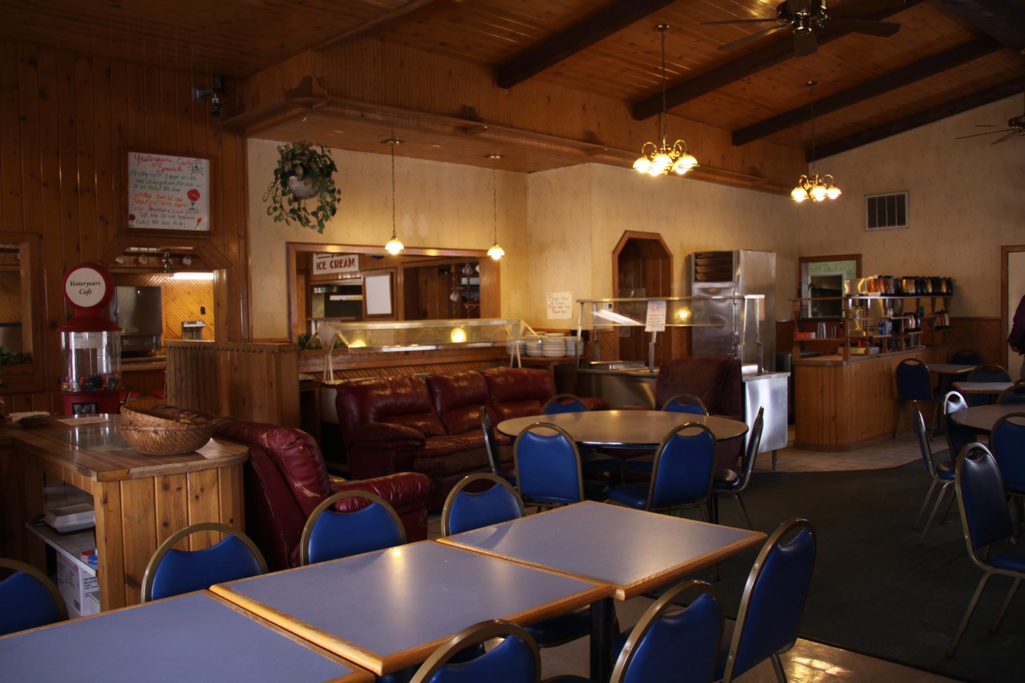 112 S Farwell Street