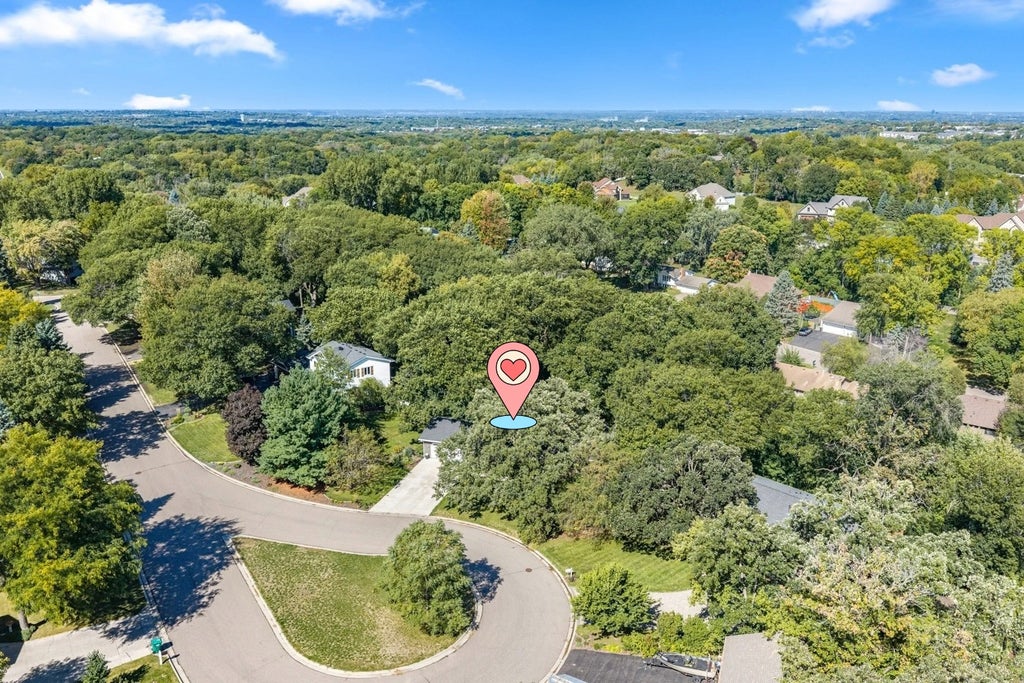Photo of 908 Kaymar Lane, Burnsville, MN 55306 (MLS # 7150250)