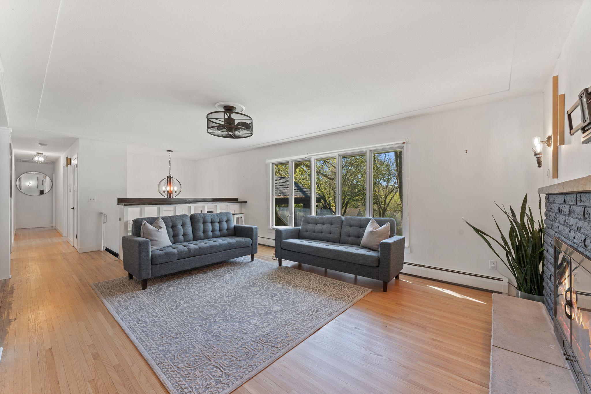 17046 Chiltern Hills Road