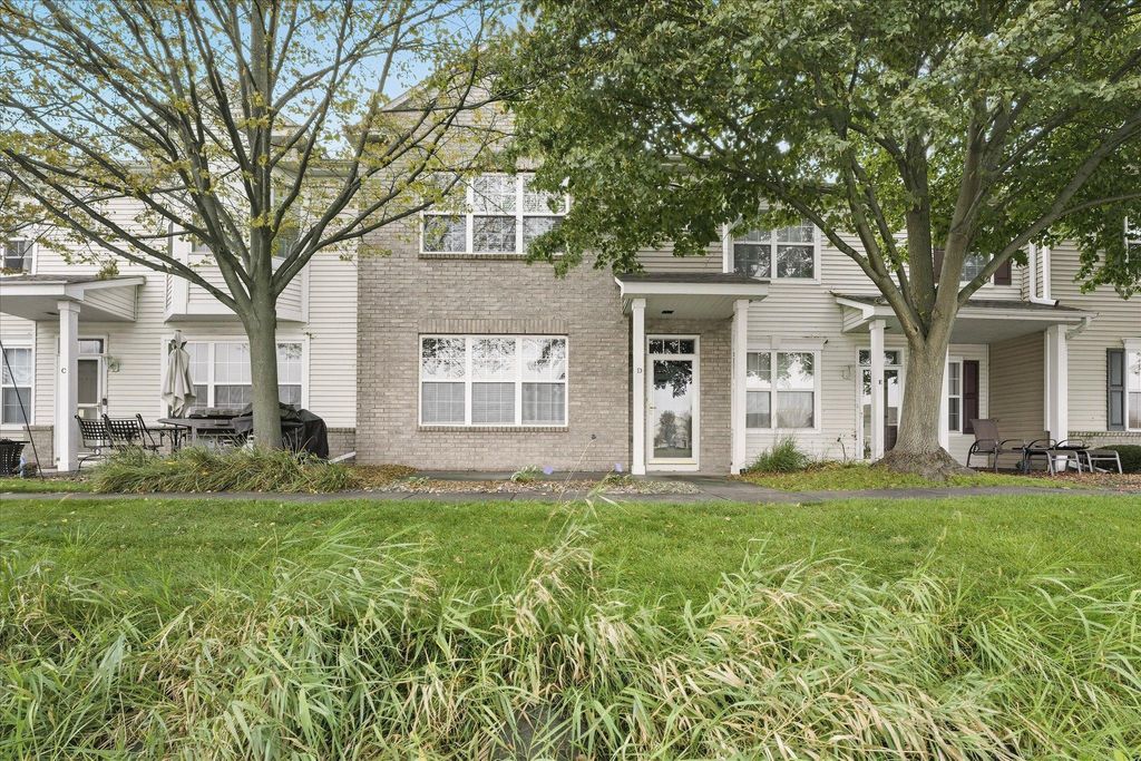 Photo of 10911 Goodhue Street NE #D, Blaine, MN 55449 (MLS # 6824908)