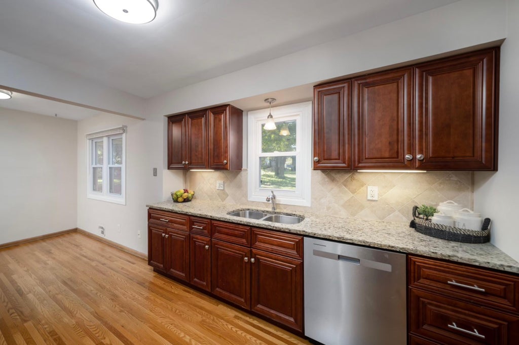 Photo of 2837 Matilda Street, Roseville, MN 55113 (MLS # 7150879)