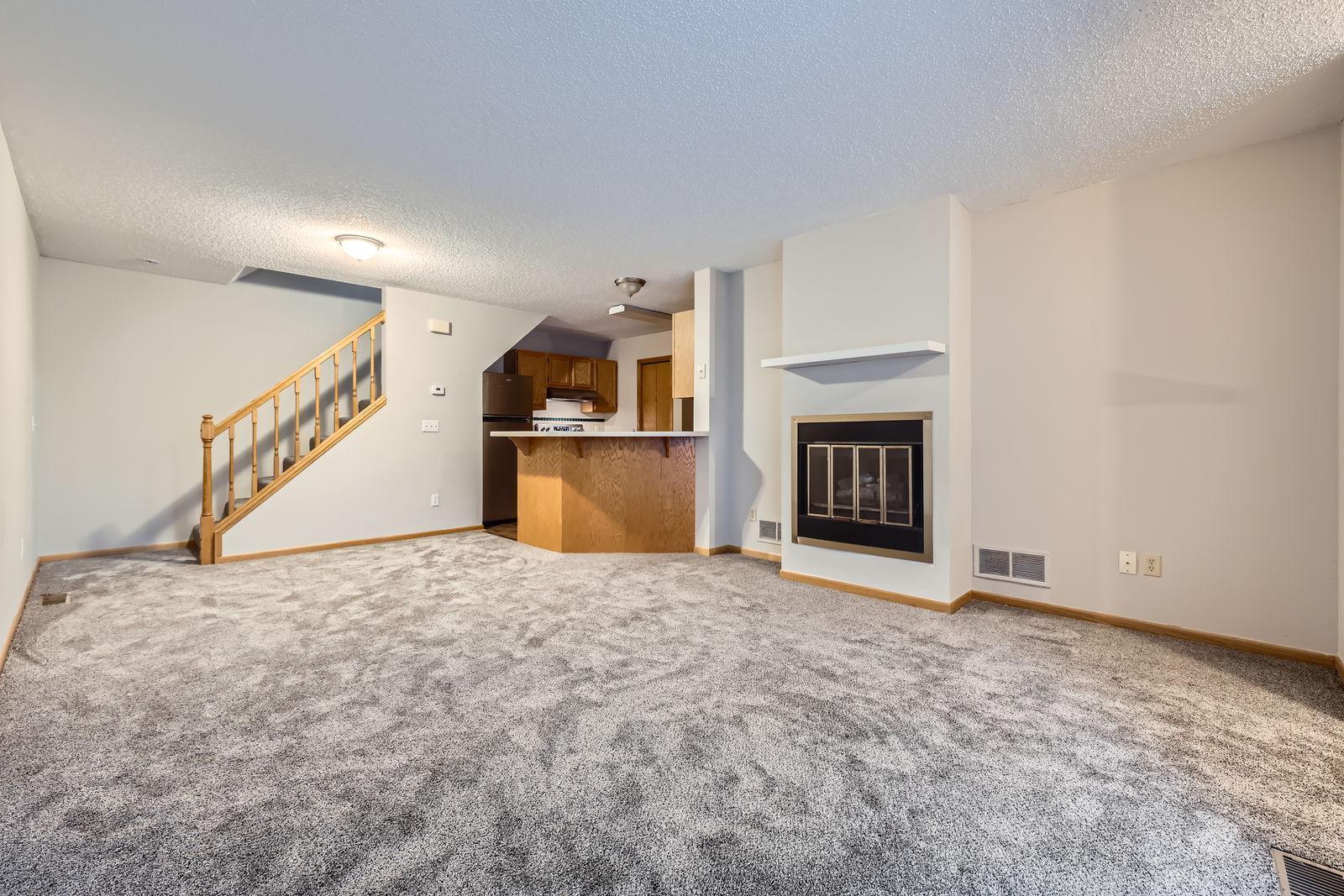 12756 Edgewater Path