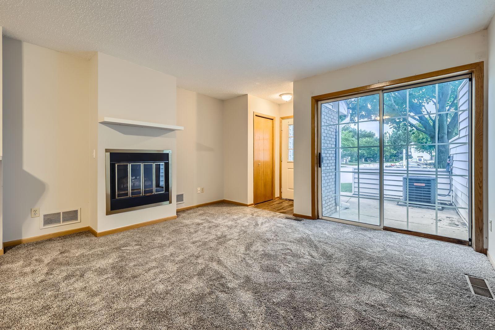 12756 Edgewater Path