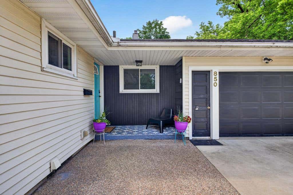 Photo of 850 11 1/2 Street SW, Rochester, MN 55902 (MLS # 7092116)