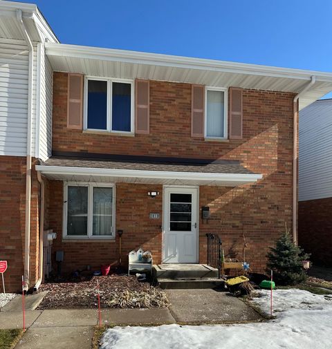 2010 Arkwright Street Maplewood MN 55117