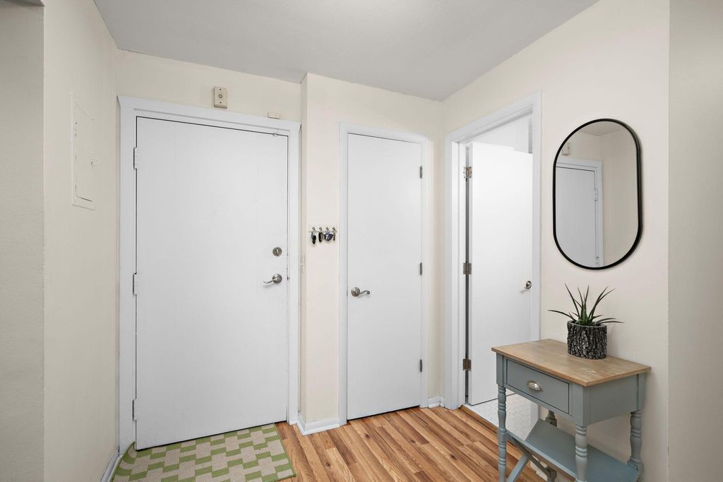 Photo of 3446 Pleasant Avenue #2, Minneapolis, MN 55408 (MLS # 7014539)