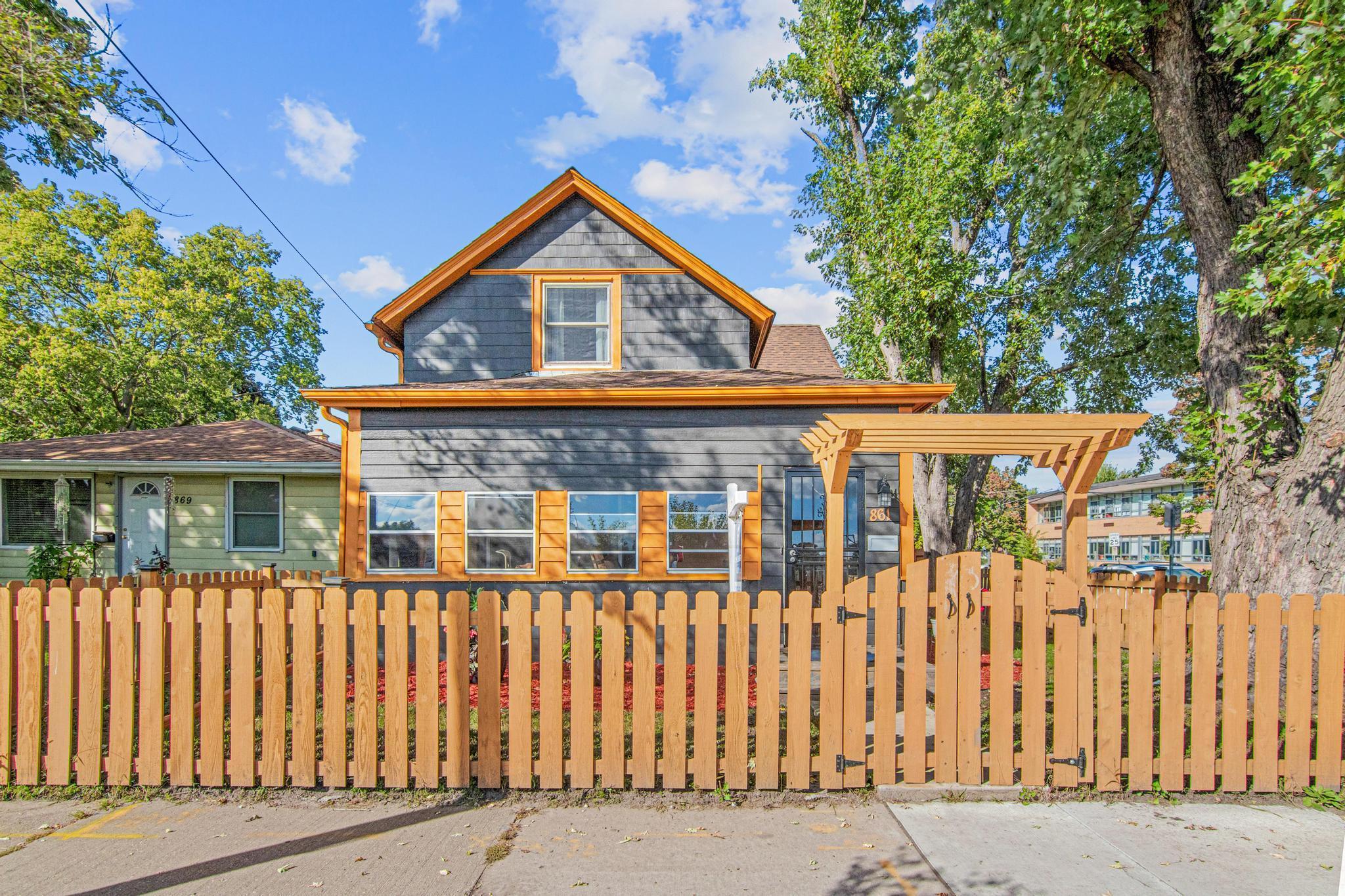 861 Saint Anthony Avenue