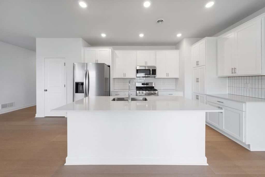 Photo of 22376 Isla Way, Rogers, MN 55374 (MLS # 7038925)