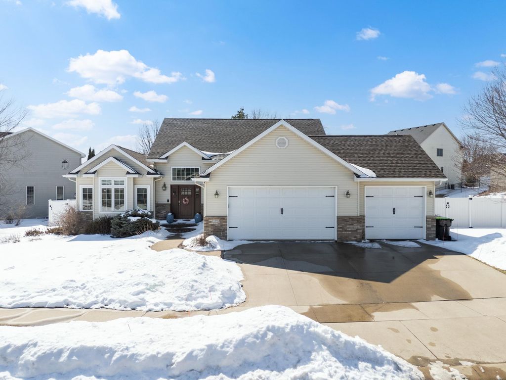 Photo of 1973 Century Valley Road NE, Rochester, MN 55906 (MLS # 7041297)