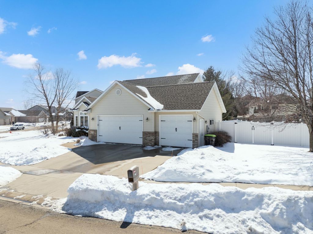 Photo of 1973 Century Valley Road NE, Rochester, MN 55906 (MLS # 7041297)