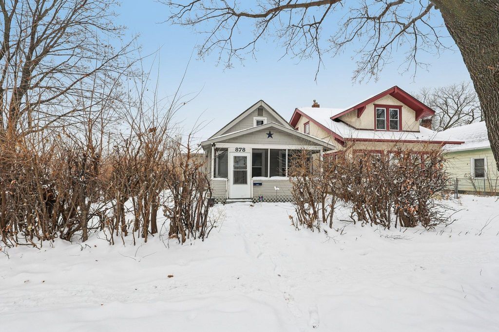 Photo of 878 Magnolia Avenue E, Saint Paul, MN 55106 (MLS # 6824158)
