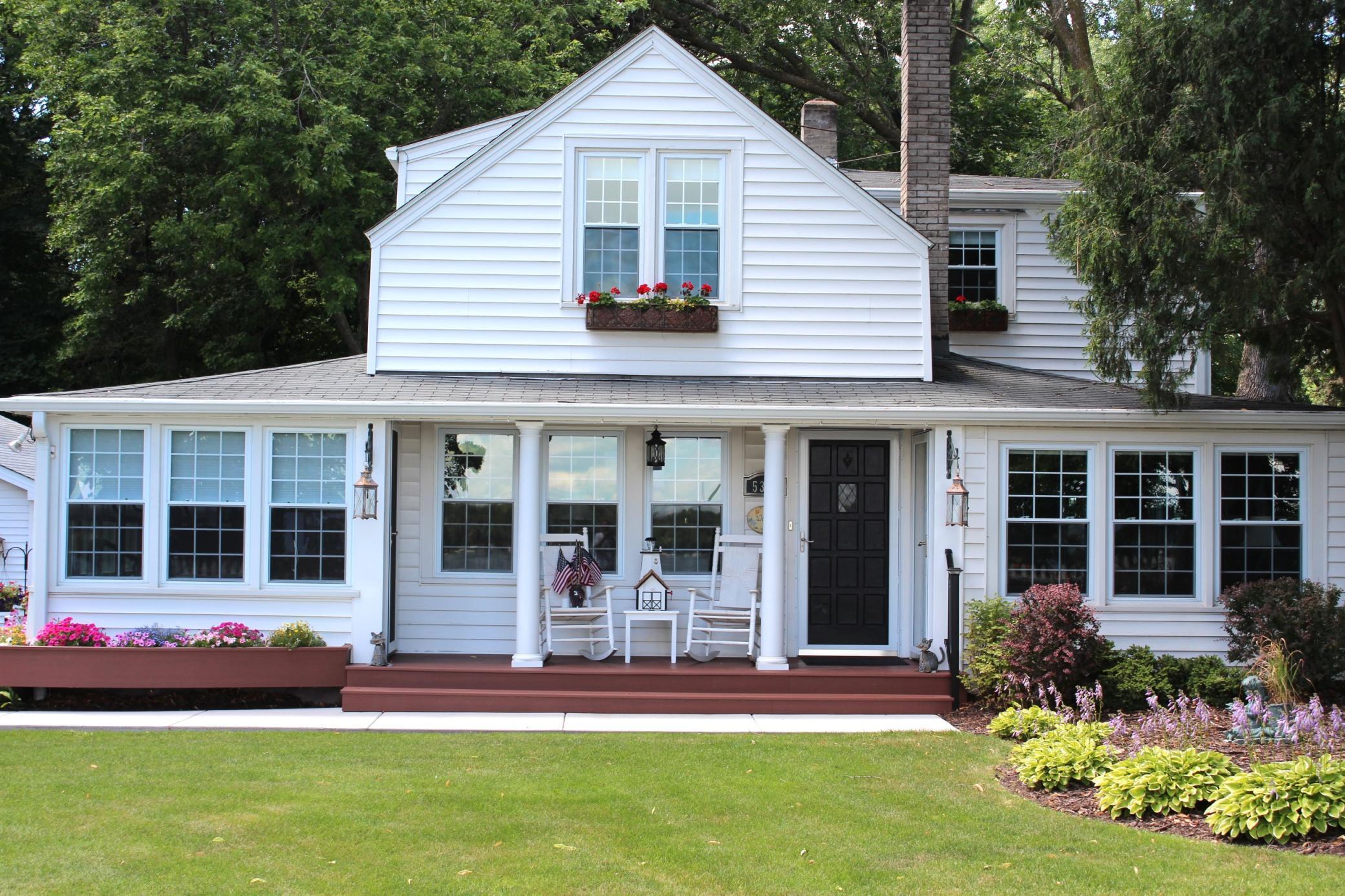 5325 W Bald Eagle Boulevard