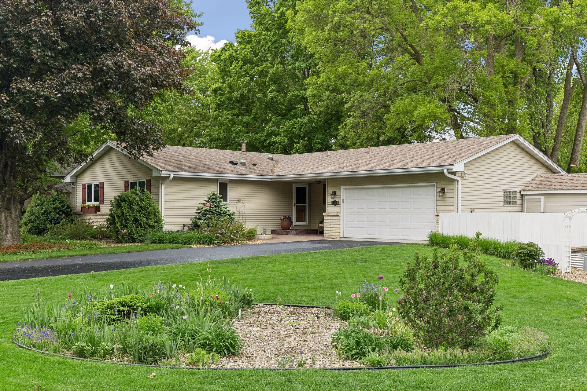 2124 Pleasant View Drive
