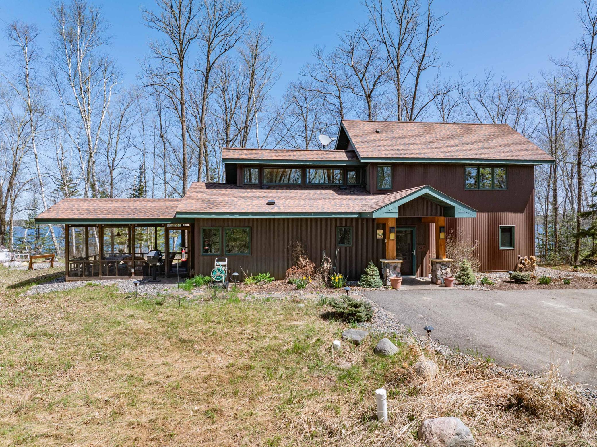 38796 Sissebakwet Shores Road