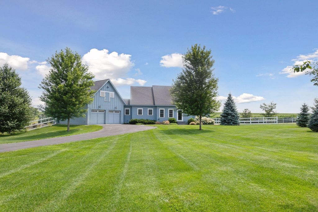 Photo of 5827 154th Street E, Cannon City Twp, MN 55021 (MLS # 6824589)