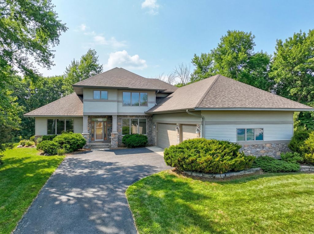 Photo of 1113 Juniper Way, Hudson, WI 54016 (MLS # 7025339)
