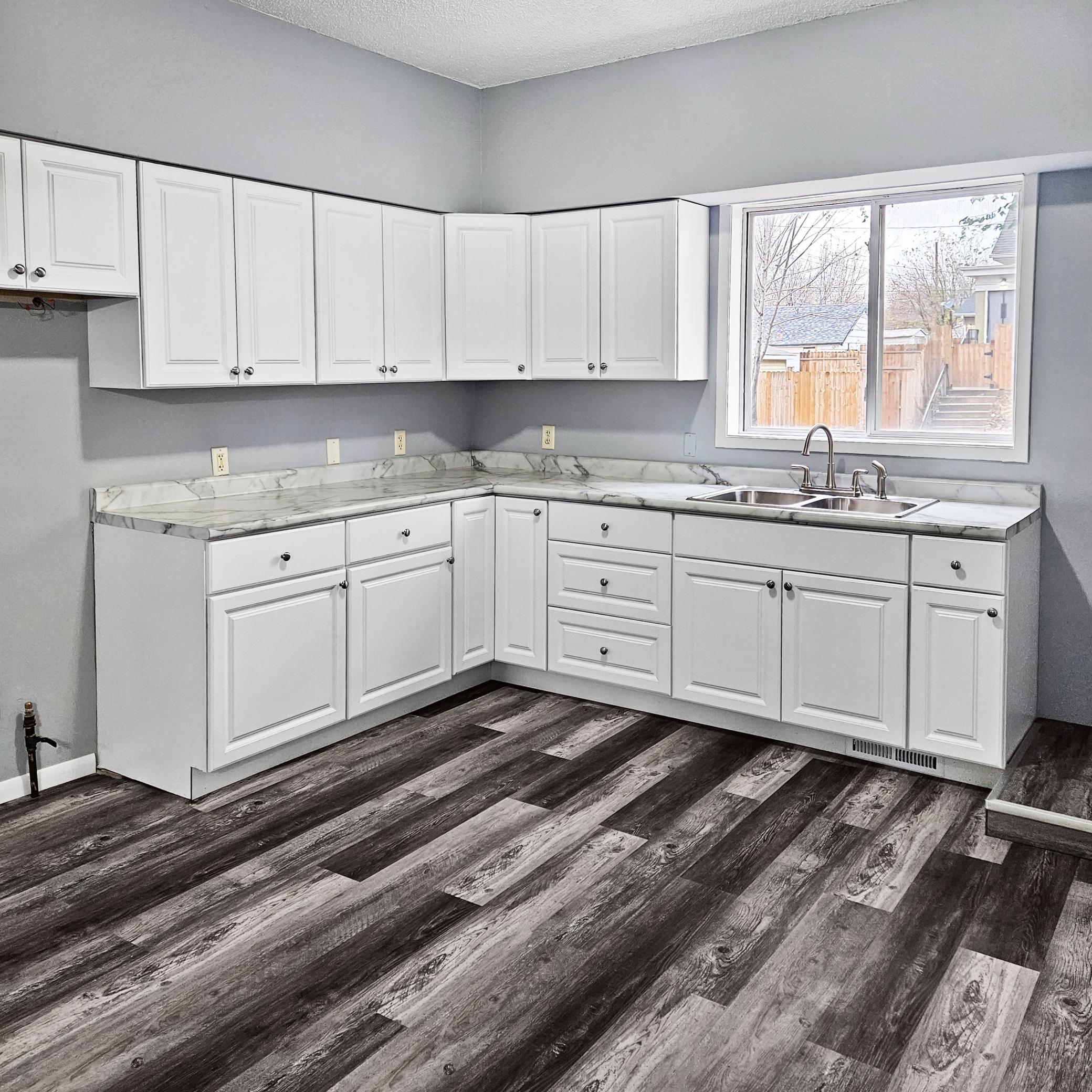 3253 Humboldt Avenue N