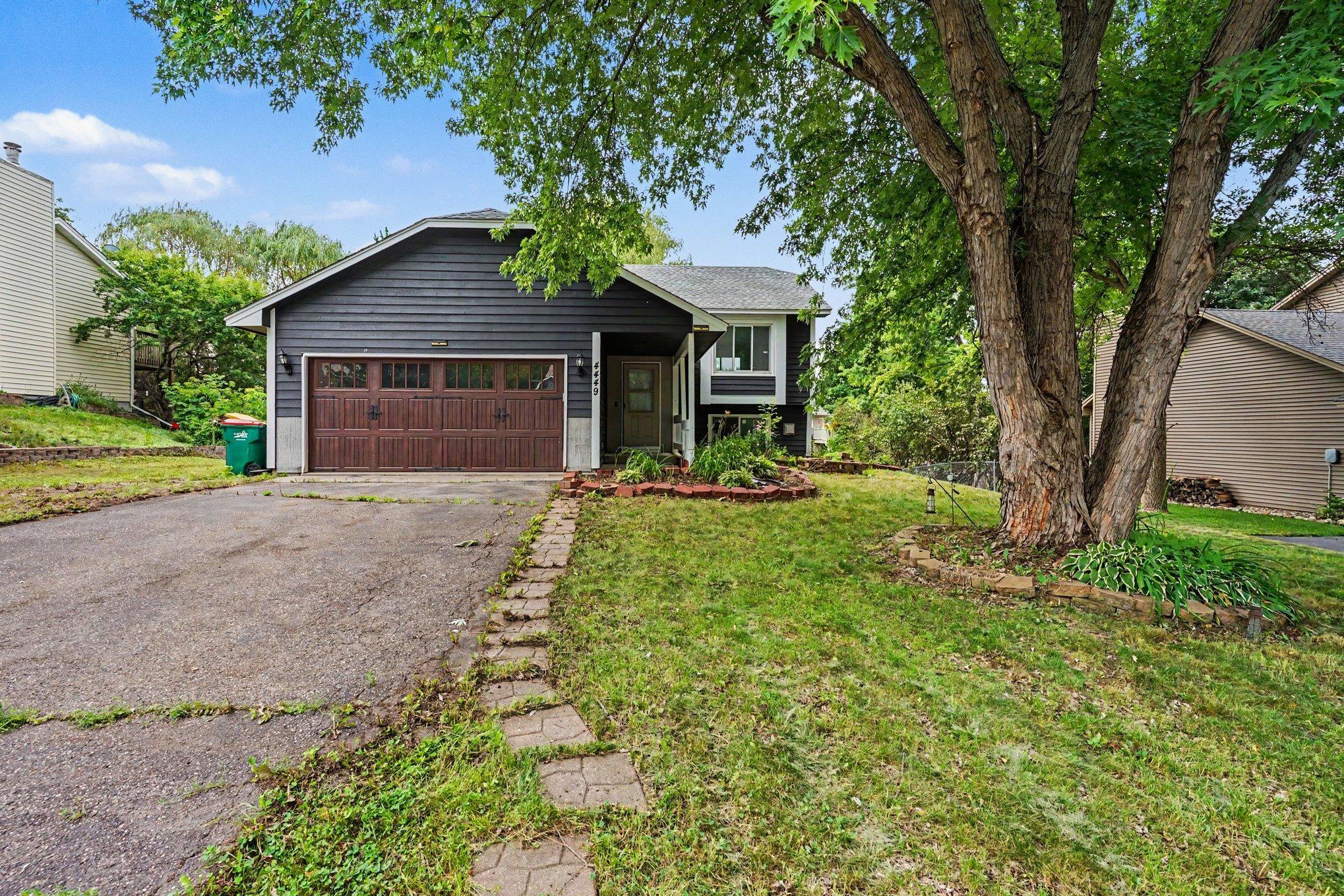 4449 W 144th Street