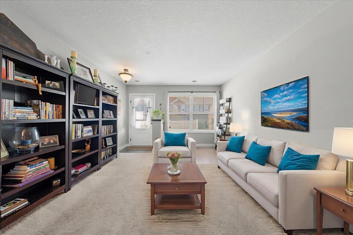 9888 5th Street Lane N