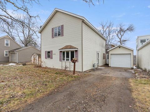 Photo of 1306 Park Street, Brainerd, MN 56401 (MLS # 7031035)