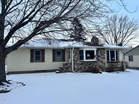 515 County Road B E Maplewood MN 55117