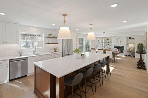 4205 W 42nd Street Edina MN 55416