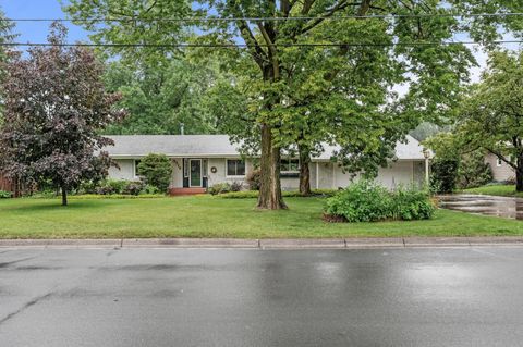 9516 Russell Avenue S Bloomington MN 55431