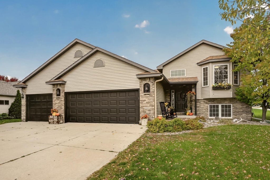 Photo of 1005 3rd Street NE, Kasson, MN 55944 (MLS # 7158341)