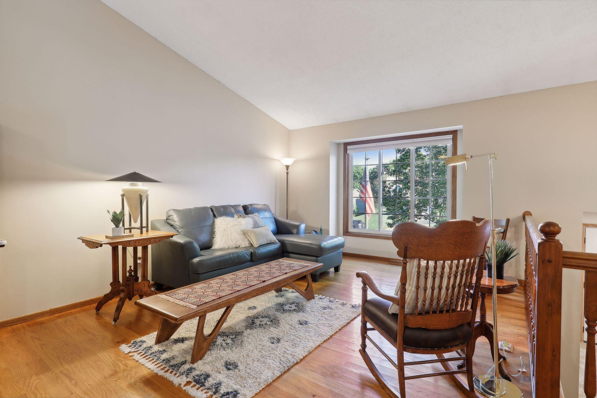10553 166th Street W