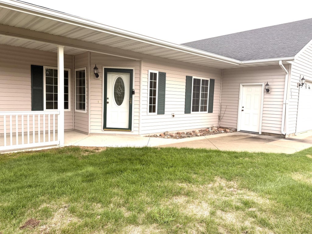 Photo of 386 Lake Avenue NE, Clearbrook, MN 56634 (MLS # 7158335)