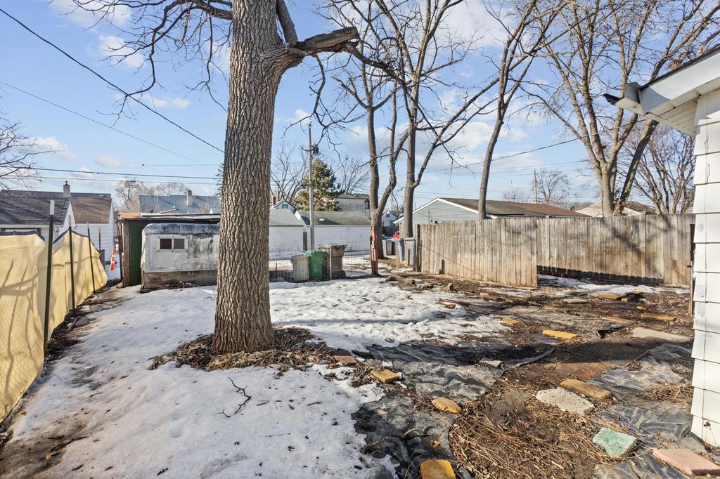 Photo of 4607 Queen Avenue N, Minneapolis, MN 55412 (MLS # 7020158)