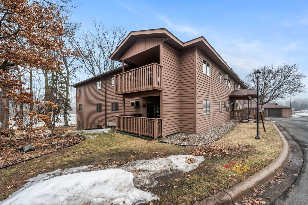 Photo of 4870 Babcock Trail #333, Inver Grove Heights, MN 55077 (MLS # 7031403)