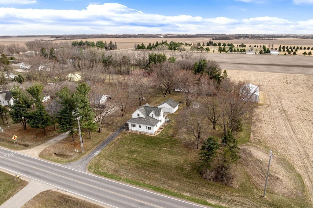 Photo of 1610 29th Avenue SE, Austin, MN 55912 (MLS # 7047541)