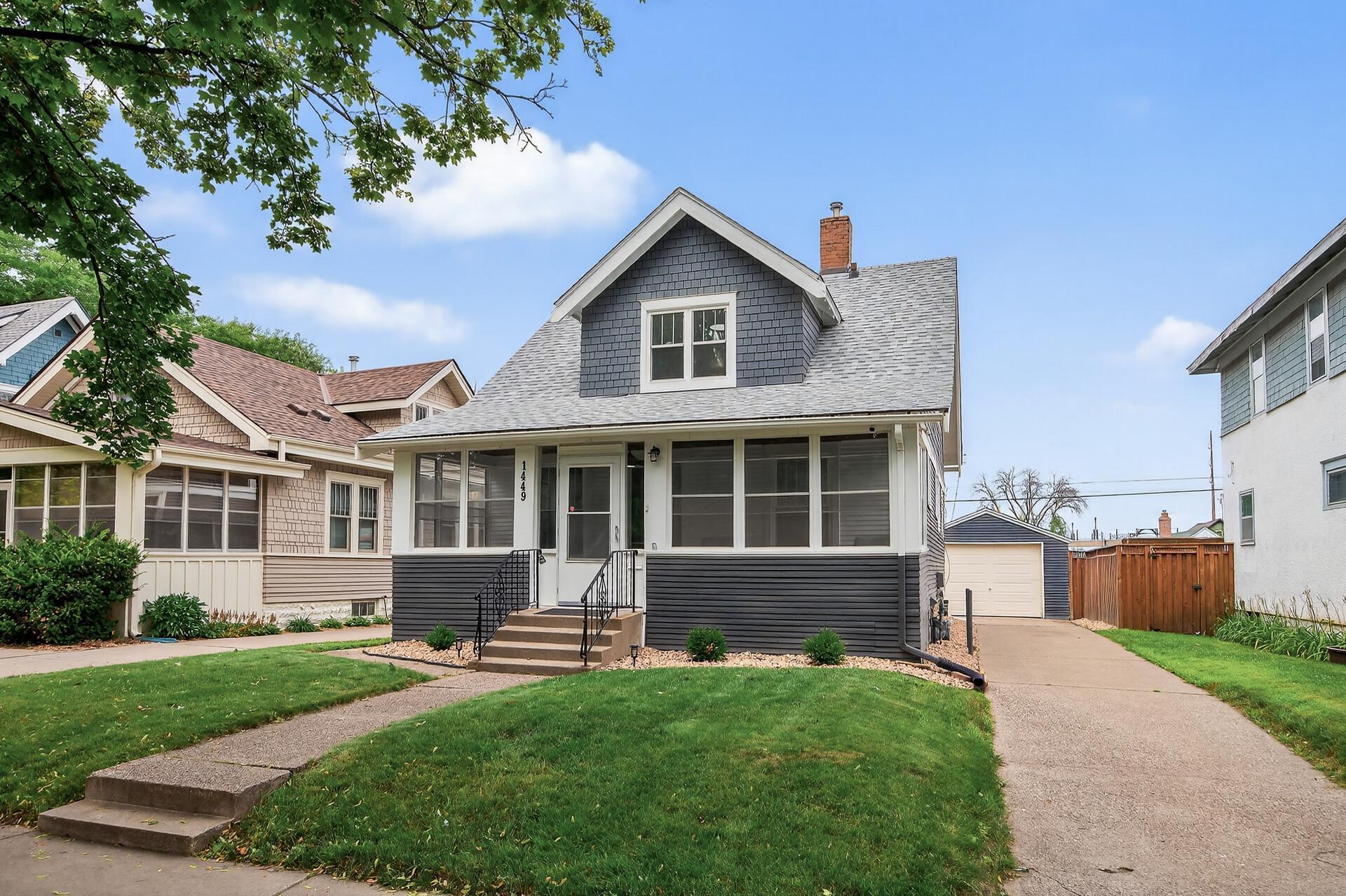 1449 Laurel Avenue