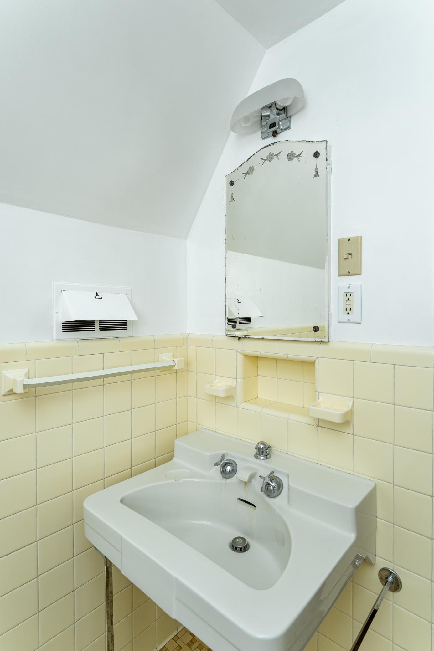 Oronoco, Minnesota, 55960, United States, 4 Bedrooms Bedrooms, ,3 BathroomsBathrooms,Residential,Active,2022964