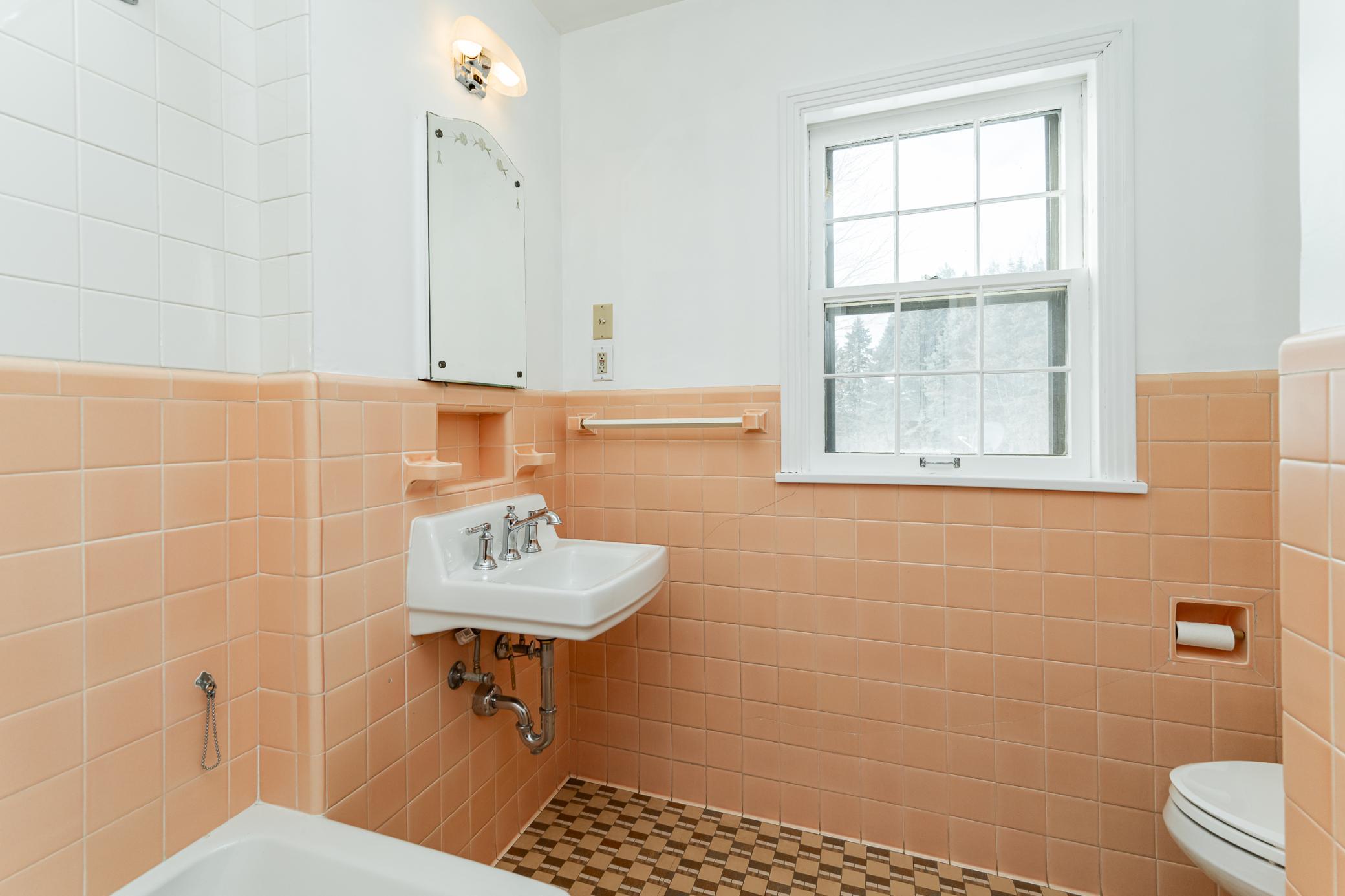 Oronoco, Minnesota, 55960, United States, 4 Bedrooms Bedrooms, ,3 BathroomsBathrooms,Residential,Active,2022964