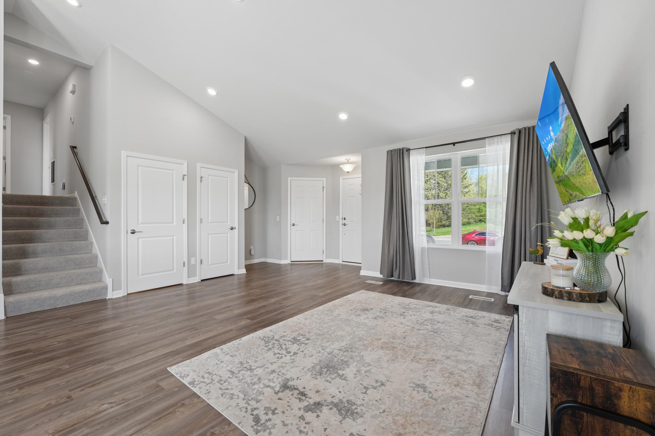1515 Raymond Drive