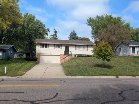 Photo of 8524 49th Avenue N, New Hope, MN 55428 (MLS # 7164500)