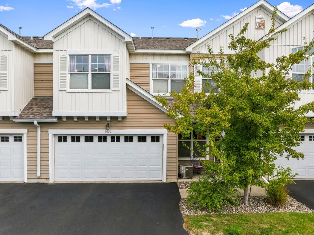 Photo of 5652 Winnetka Avenue N, New Hope, MN 55428 (MLS # 7156315)