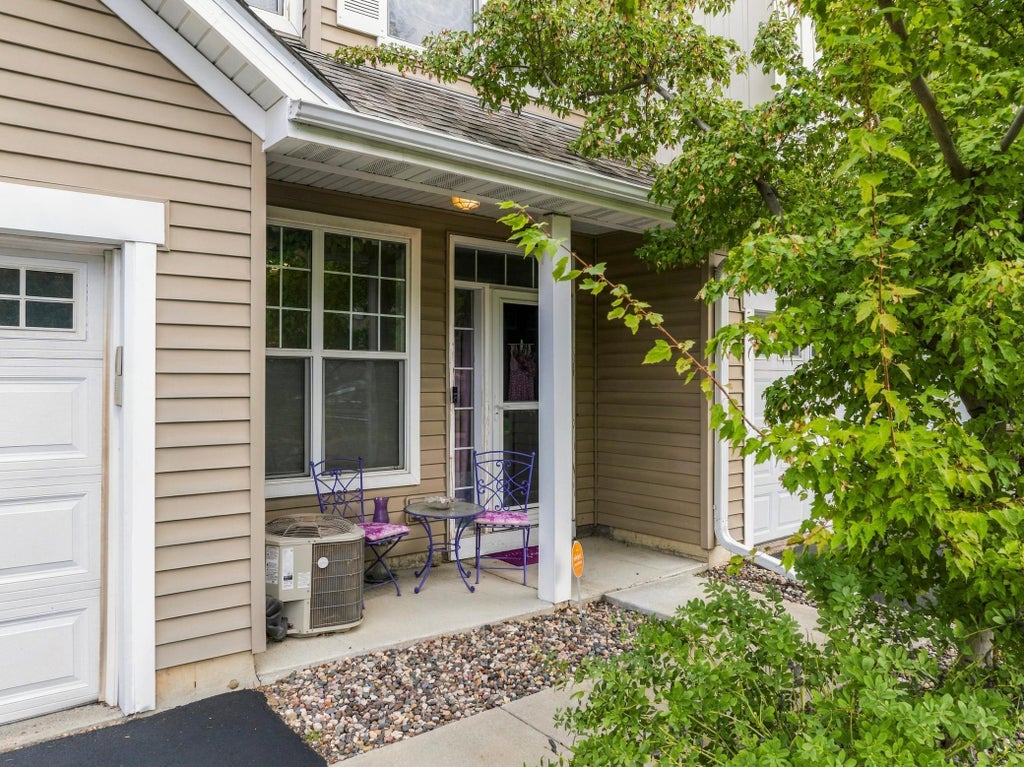 Photo of 5652 Winnetka Avenue N, New Hope, MN 55428 (MLS # 7156315)