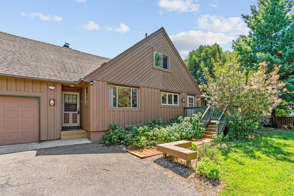 Photo of 5510 James Avenue N, Brooklyn Center, MN 55430 (MLS # 7151465)