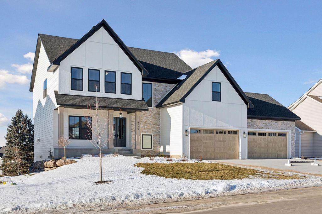 Photo of 4715 Comstock Lane N, Plymouth, MN 55446 (MLS # 7011017)