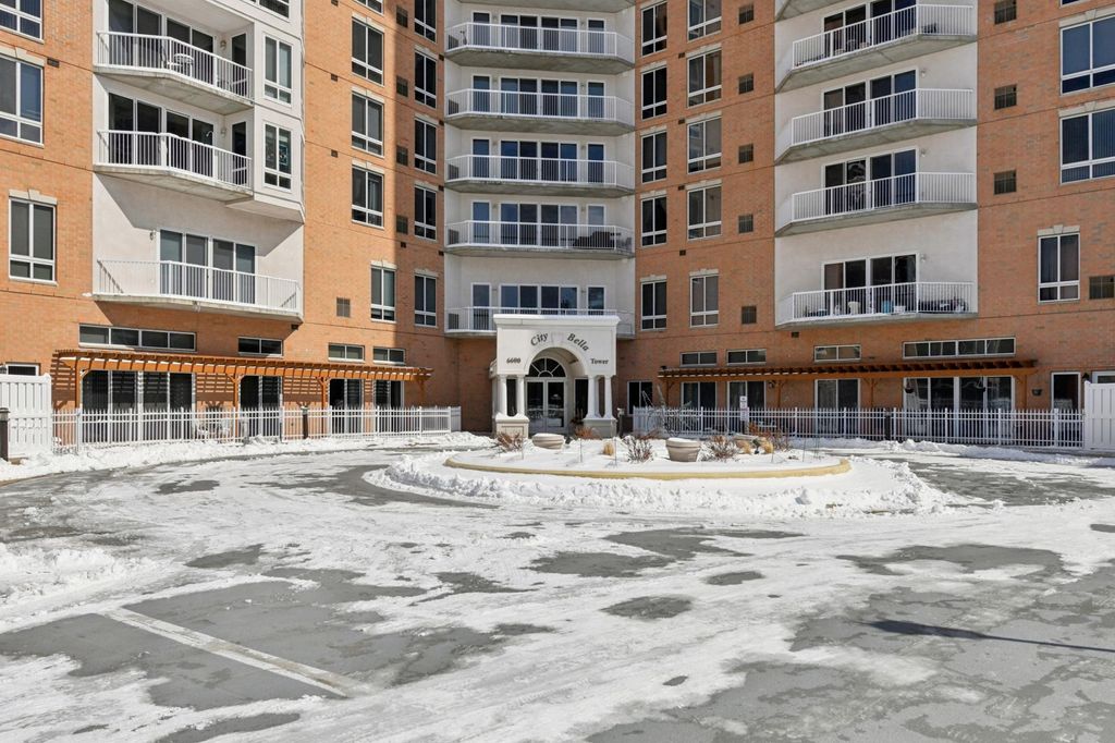 Photo of 6600 Lyndale Avenue S #1407, Richfield, MN 55423 (MLS # 7013554)