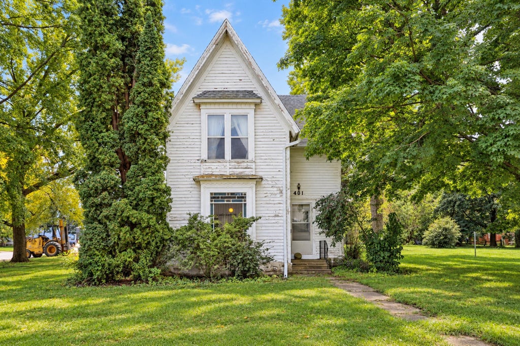 Photo of 401 Park Street, Freeborn, MN 56032 (MLS # 7149487)