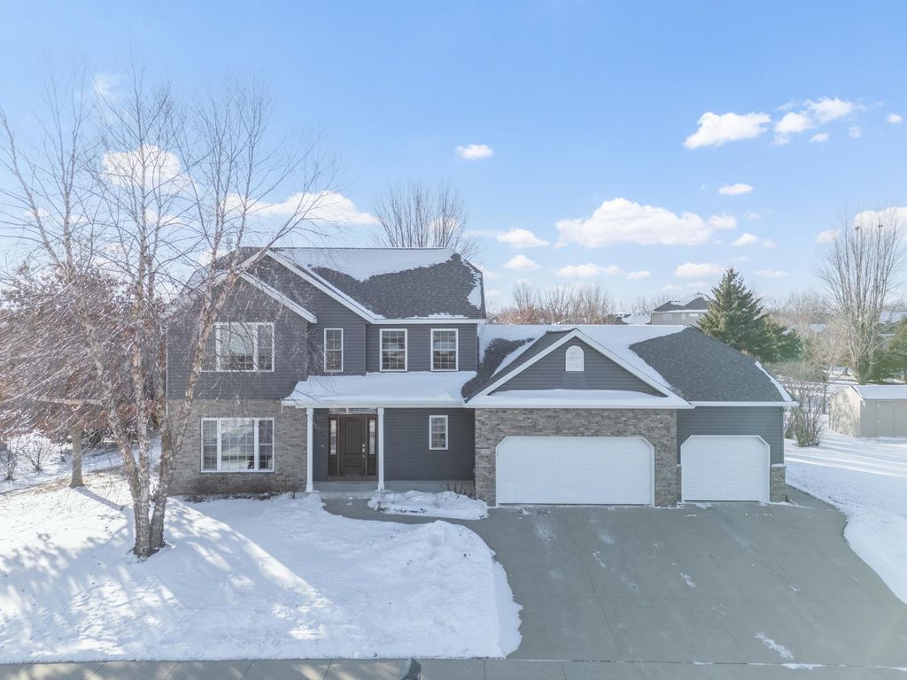 Photo of 5005 Scenic Oak Drive SW, Rochester, MN 55902 (MLS # 6800448)